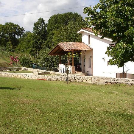 Agriturismo Casale Sera Fontana Liri Buitenkant foto
