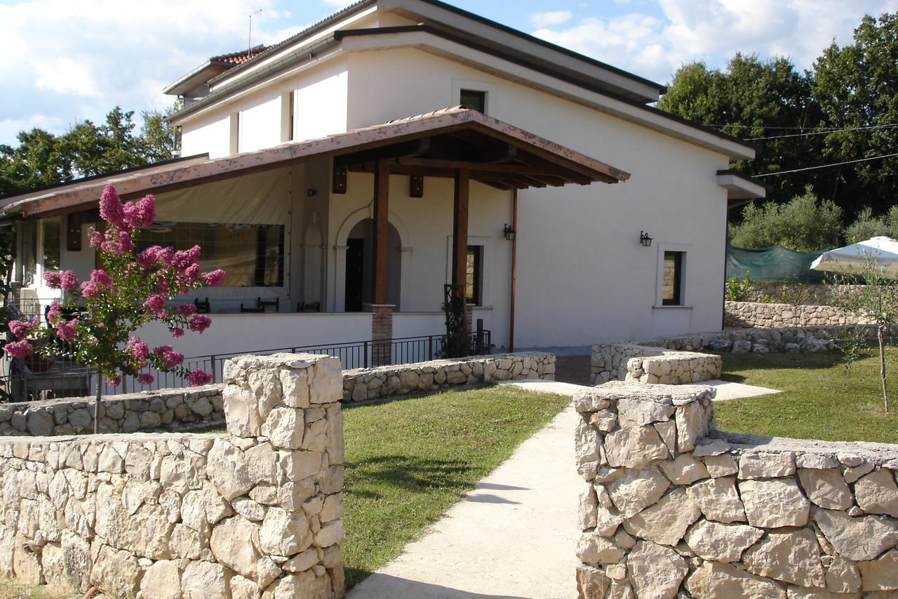 Agriturismo Casale Sera Fontana Liri Buitenkant foto